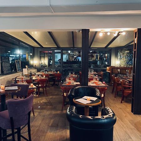 Rive Droite Hotel Apt Eksteriør billede